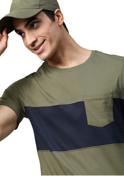 Round Neck Panel Pocket Tshirt