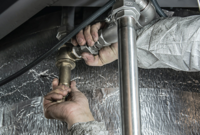 Pipes & Plumbing Fittings